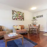 B7 Crawley Apartment 1 Brm & Sleepout Near Uwa