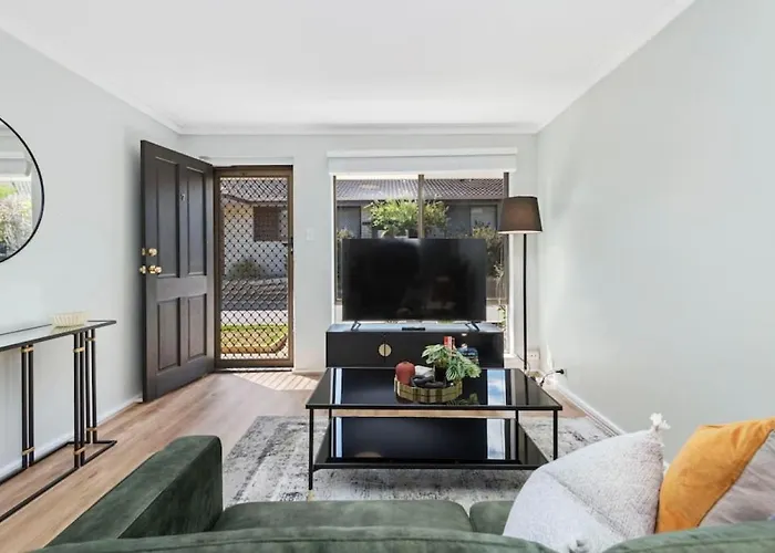 Coastal Elegance A Luxurious Dreamy Escape