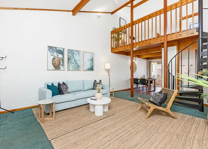 15 Cottesloe - Steps From Beach - Sleeps 3