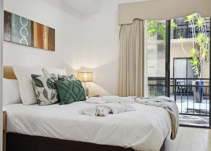 1Bdr 1Bth 1Prk - James Street Joy