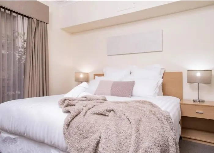 Exceptional Apt In The Heart Of Perth City
