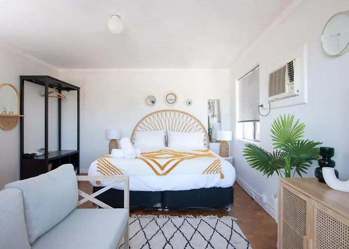 Central Perth Loft River Views