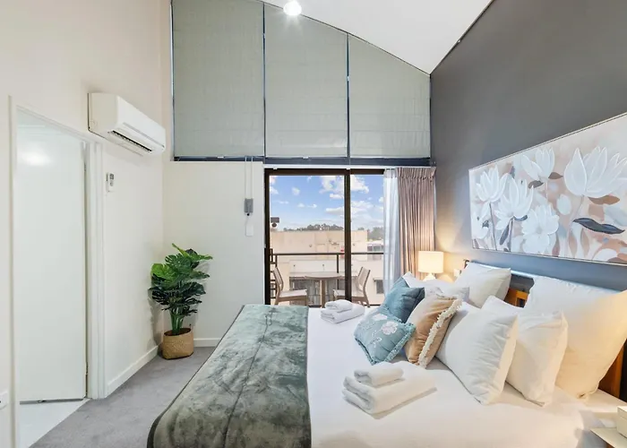 Luxurious City Apartment