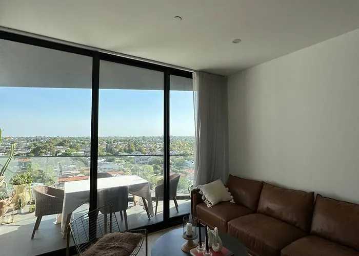 Cirque Apartment