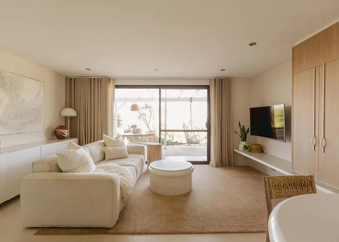 Scarborough Beach Retreat