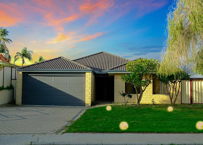 Airport 5Br Haven - Full Kitchen & Tranquil