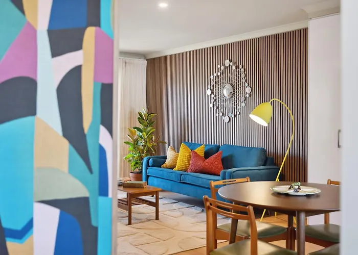 Happy Stays Classic Mid-Century Modern Escape