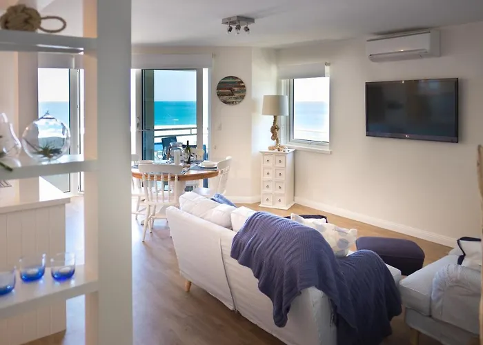 Cottesloe Blue Apartment - Executive Escapes