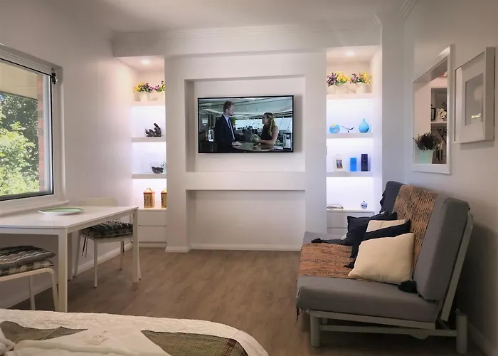 M207 West Perth Studio Apartment Near Kings Park