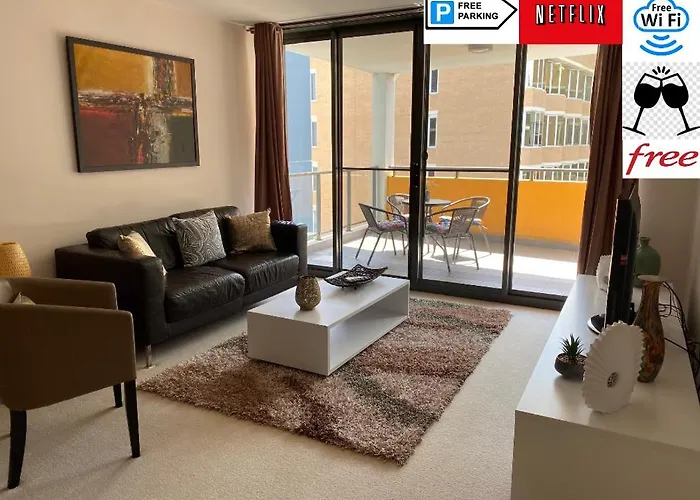 Arena Resort Style Exec Free Netflix Wifi Wine