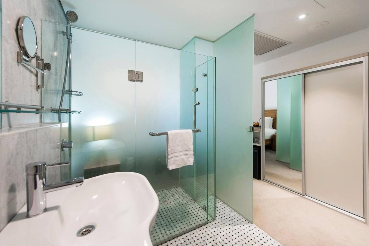 Charming Studio With Rooftop Terrace Perth