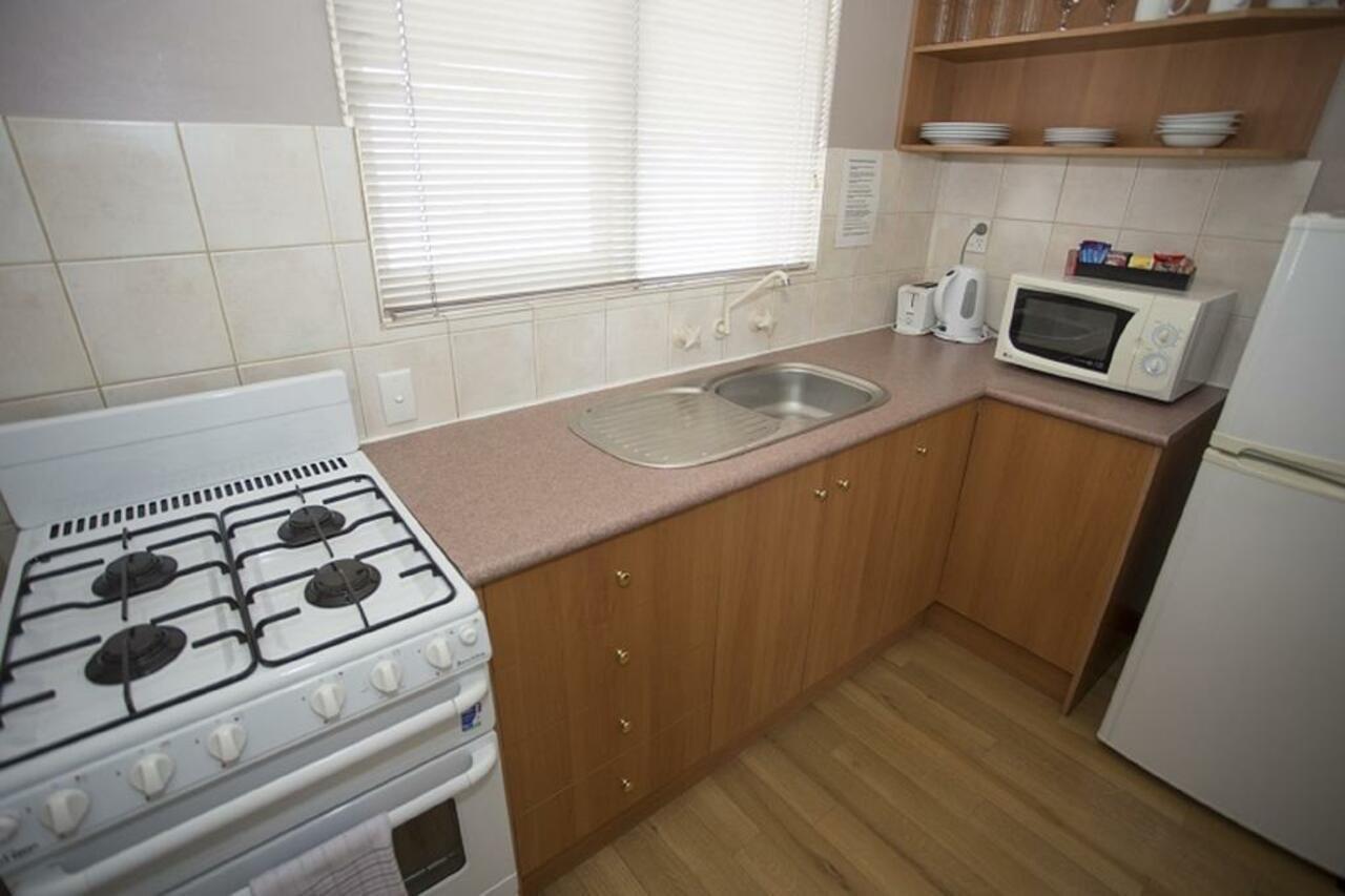 Burswood Motel 3*