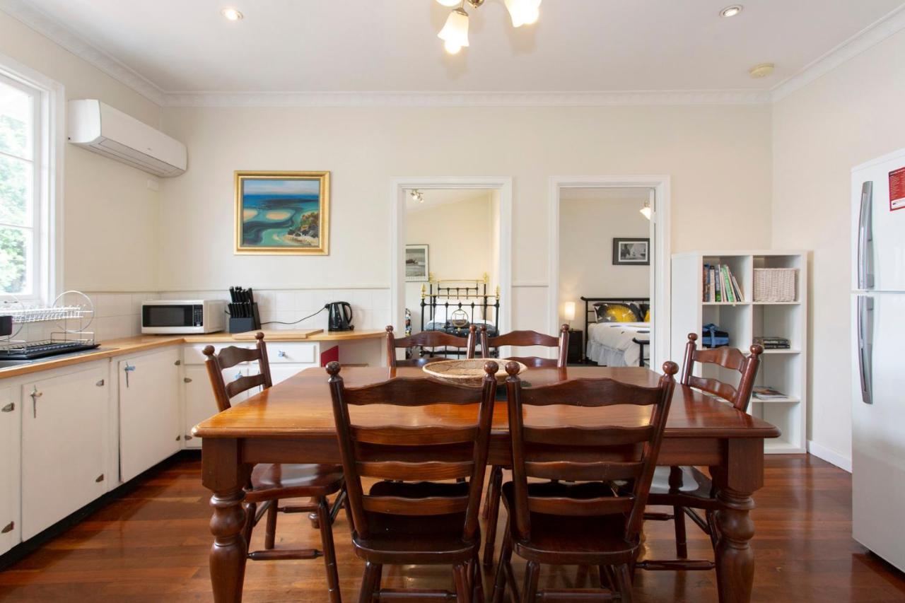 Cosy -3 Bedrooms Victoria Park Rumah percutian Perth