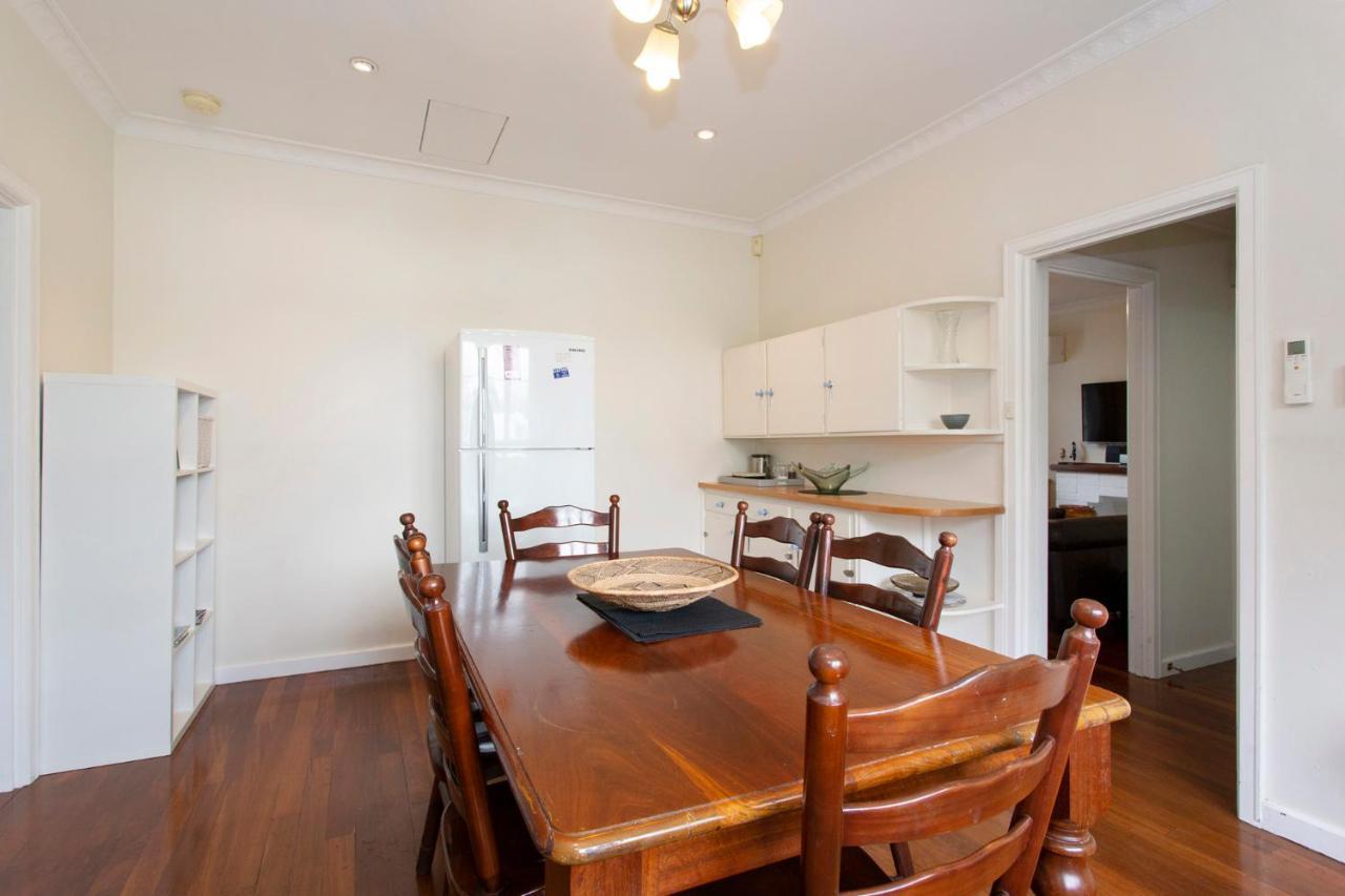 Cosy -3 Bedrooms Victoria Park