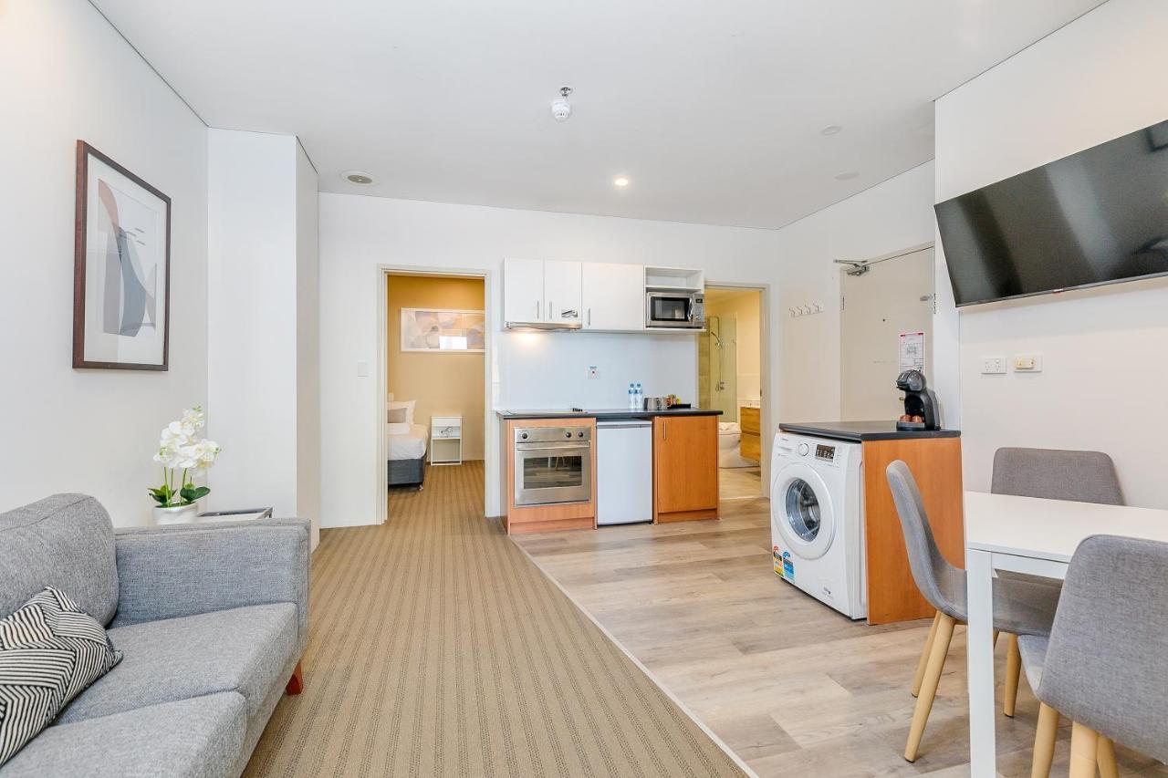 All Suites Perth 3* Perth