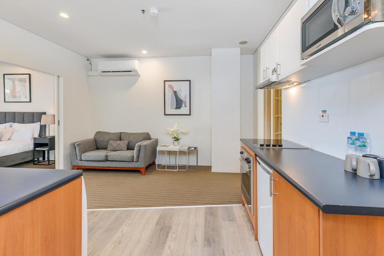 All Suites Perth Aparthotel 3*