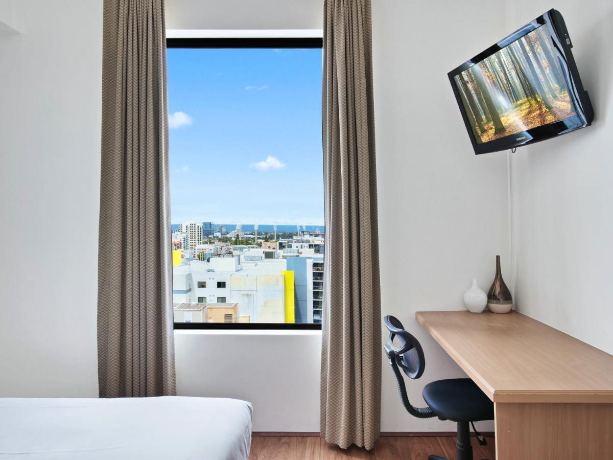 All Suites Perth Aparthotel 3*