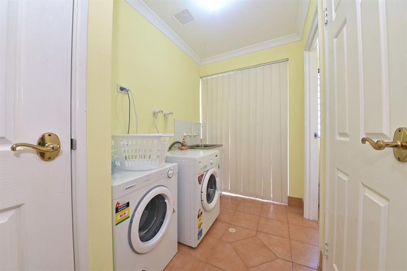 Redcliff Close To & Airport