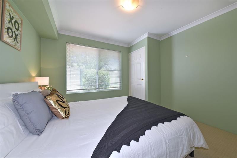 Redcliff Close To & Airport Hotel