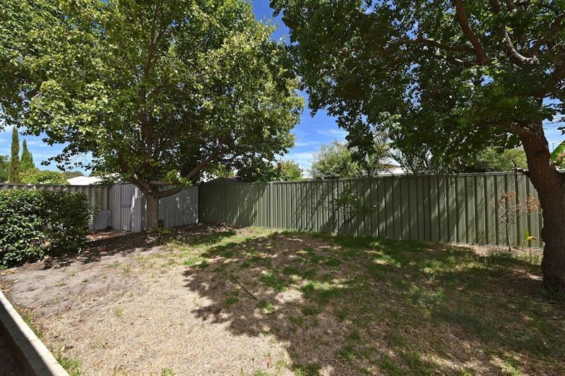 Redcliff Close To & Airport Hotel