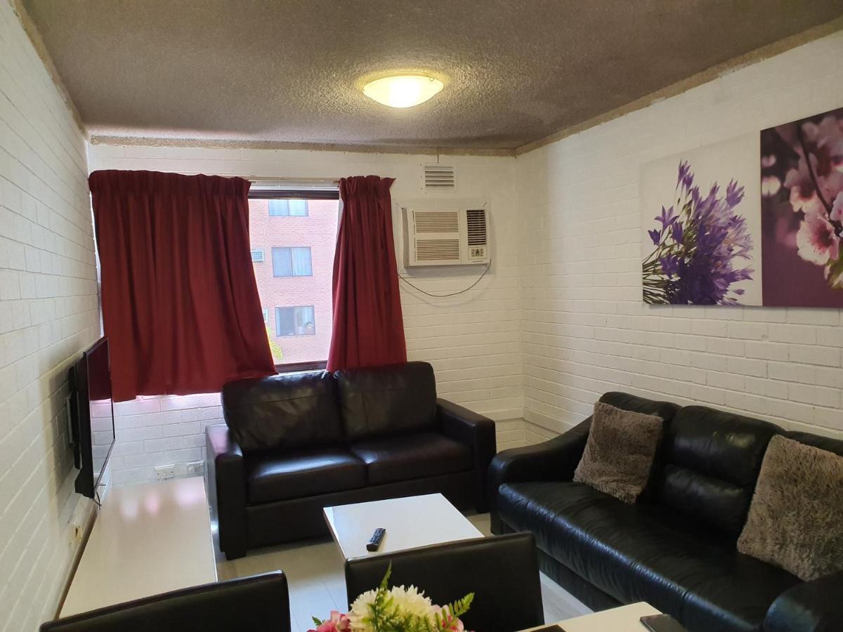 Perth City Apartment Hotel 4*