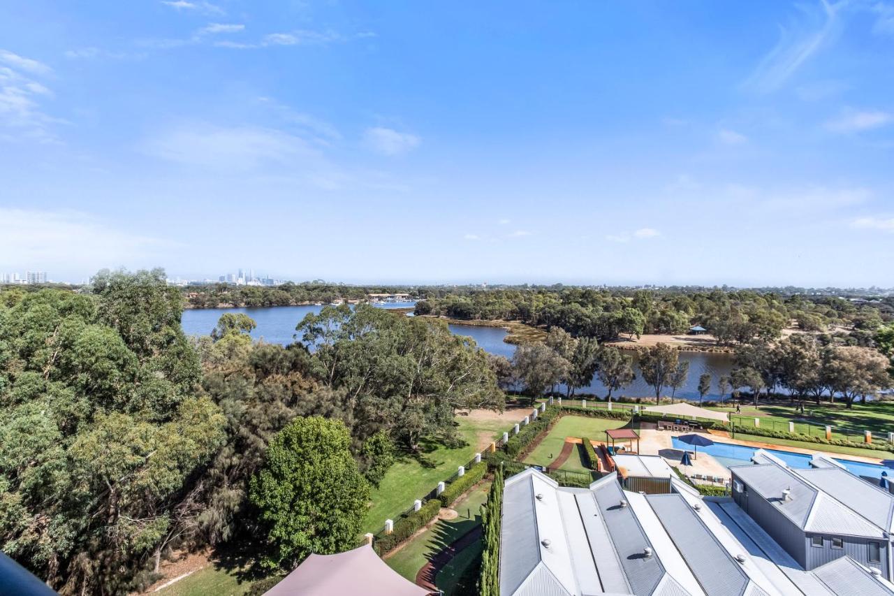 507 High Heaven Breathtaking Views, Pool, Parking * Perth