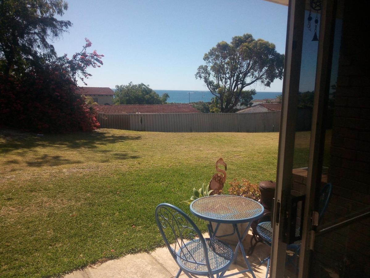 See The Sea Apartment *