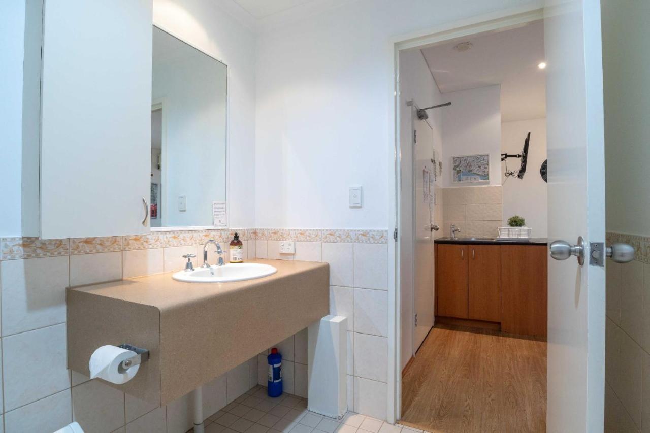 Apartment 405 Charming Central Renovated Lift Sleep 4