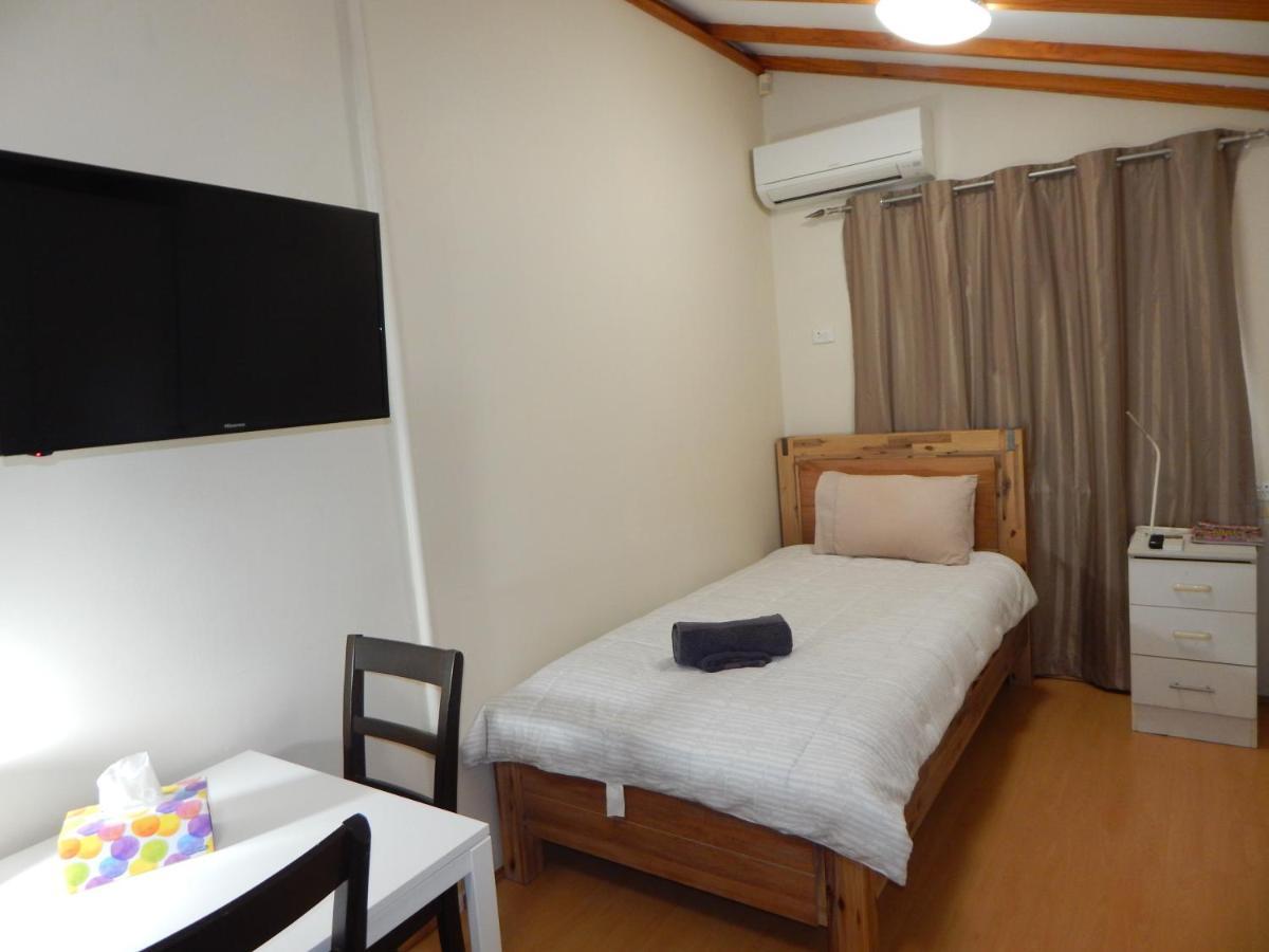 Parkline Apartment *