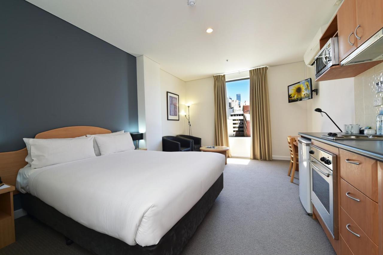 All Suites Perth 3*