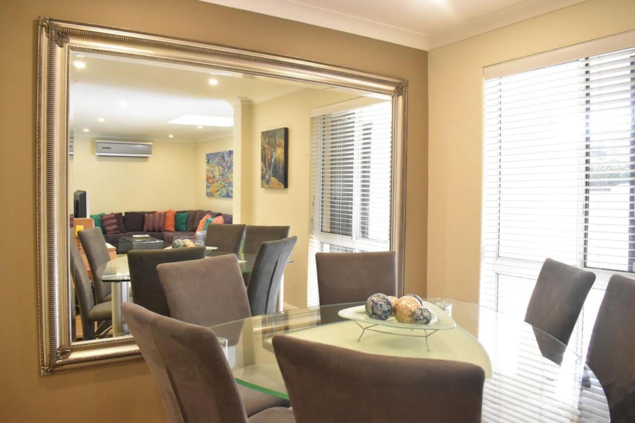 Apartment Bright 2 Bedroom In A Great Location Perth