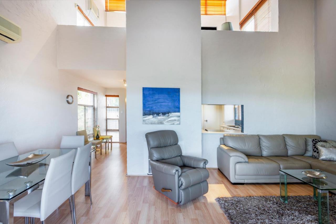 Apartment Mezzanine Retreat - Executive Escapes Perth