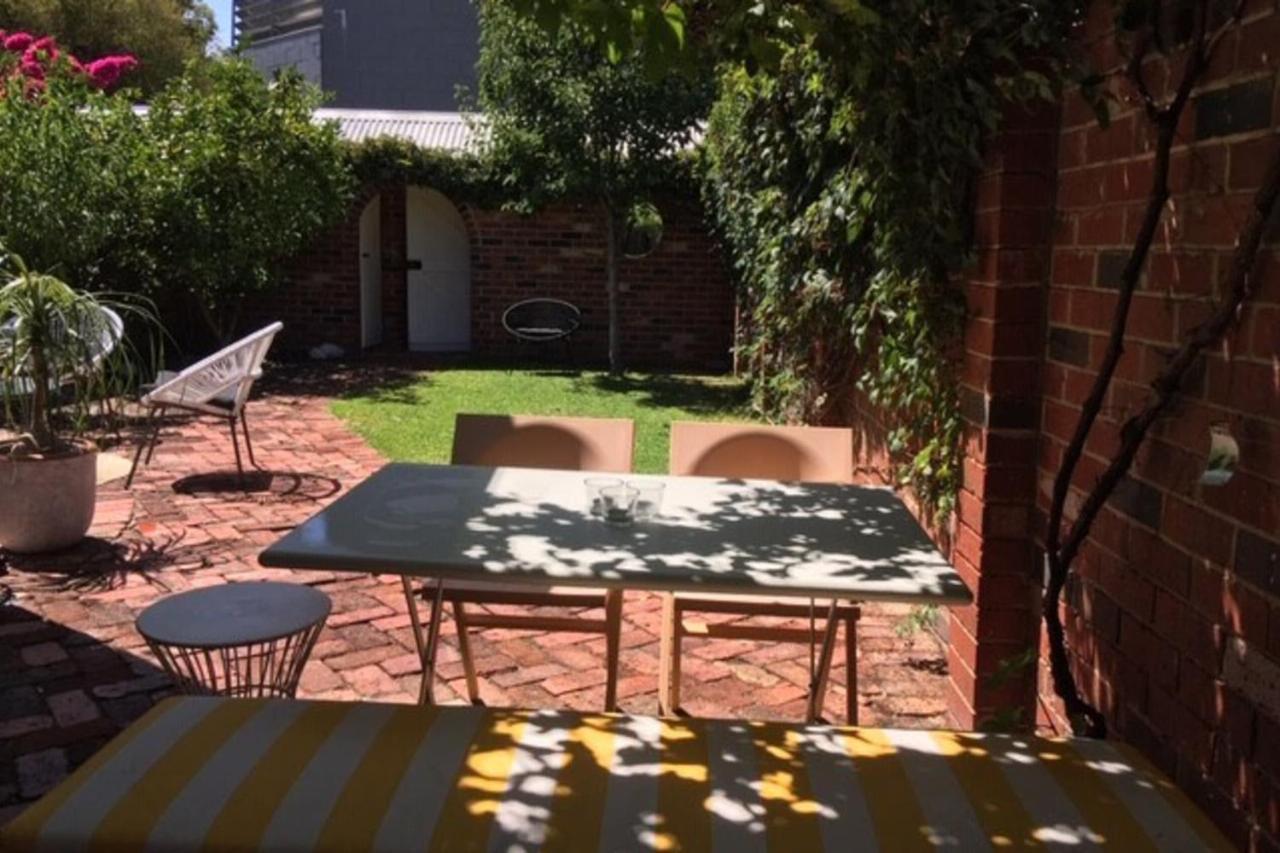 Boutique 2-bed House With Garden In Northbridge