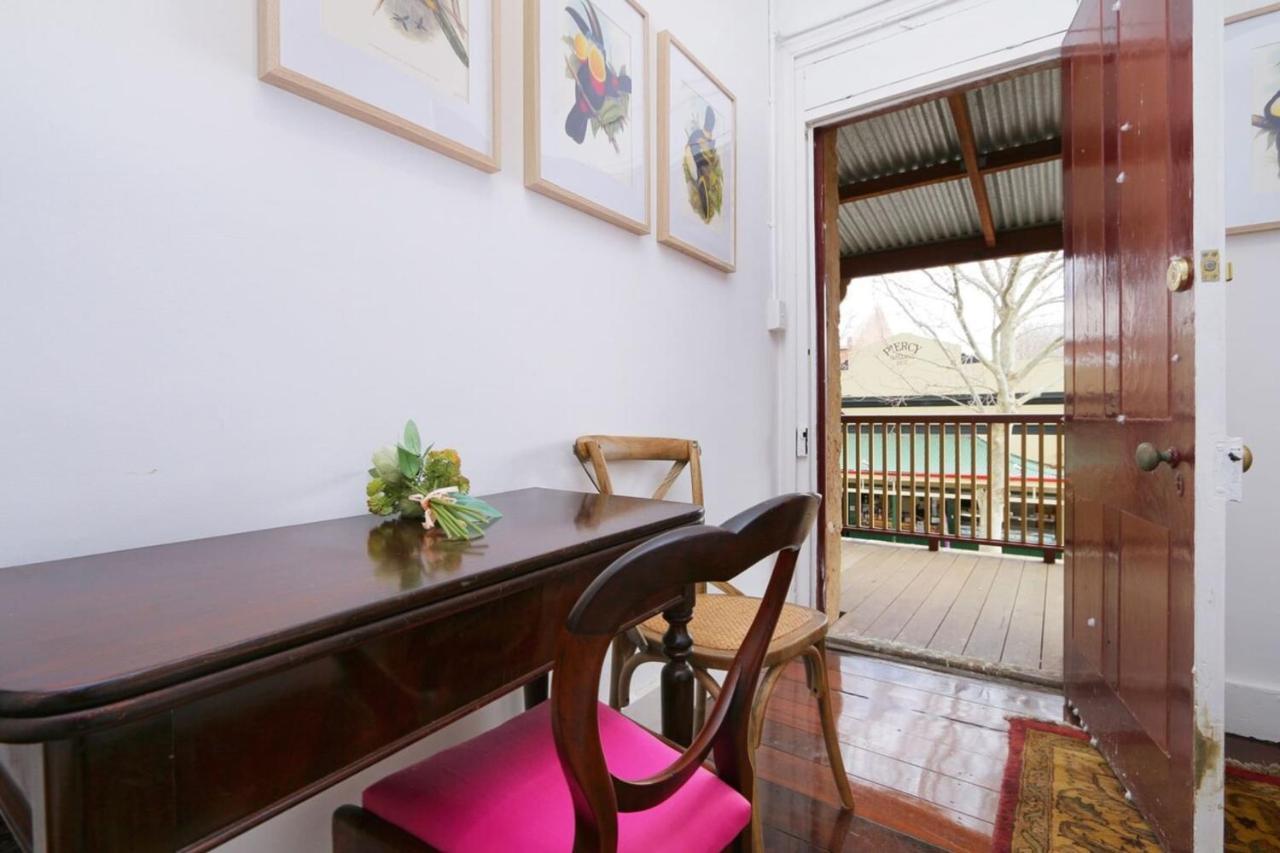 Central 3 Bedroom Heritage House In Fremantle Pangsapuri