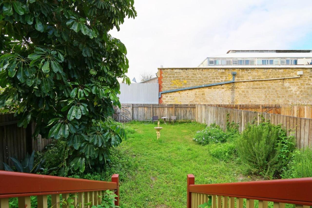 Central 3 Bedroom Heritage House In Fremantle Pangsapuri *