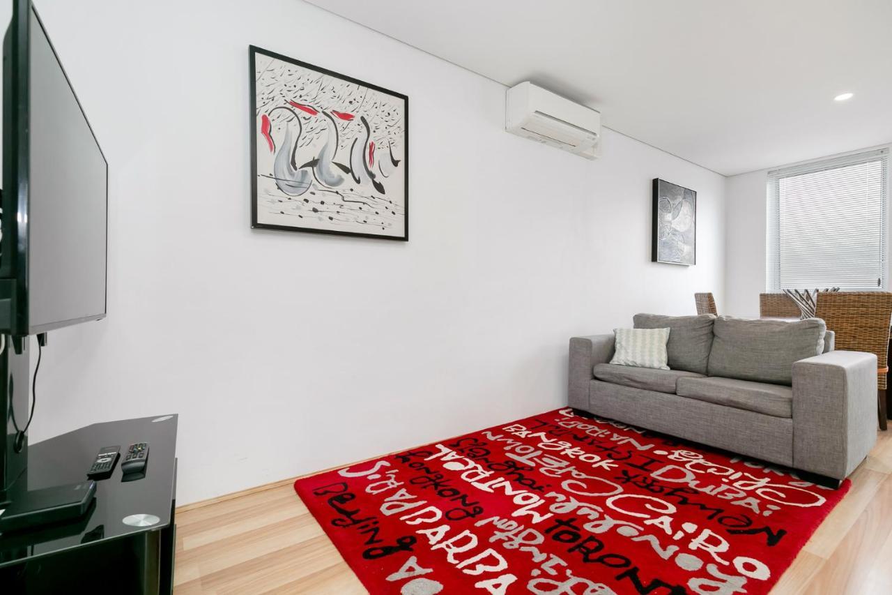 2bed2bath Close To Airport/city Apartment Perth