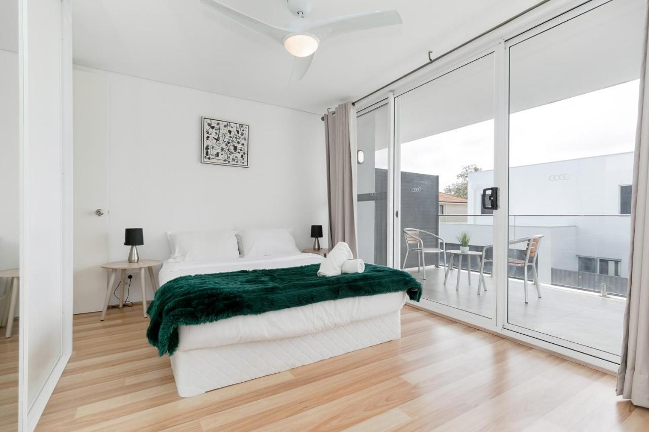 Apartment 2bed2bath Close To Airport/city *