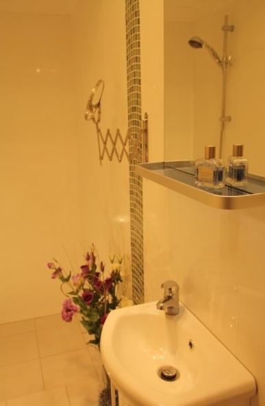Astoria Retreat 4*