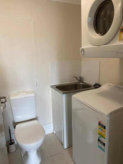 Apartment Riverside View Parking Netflix Wifi Wine Free Perth