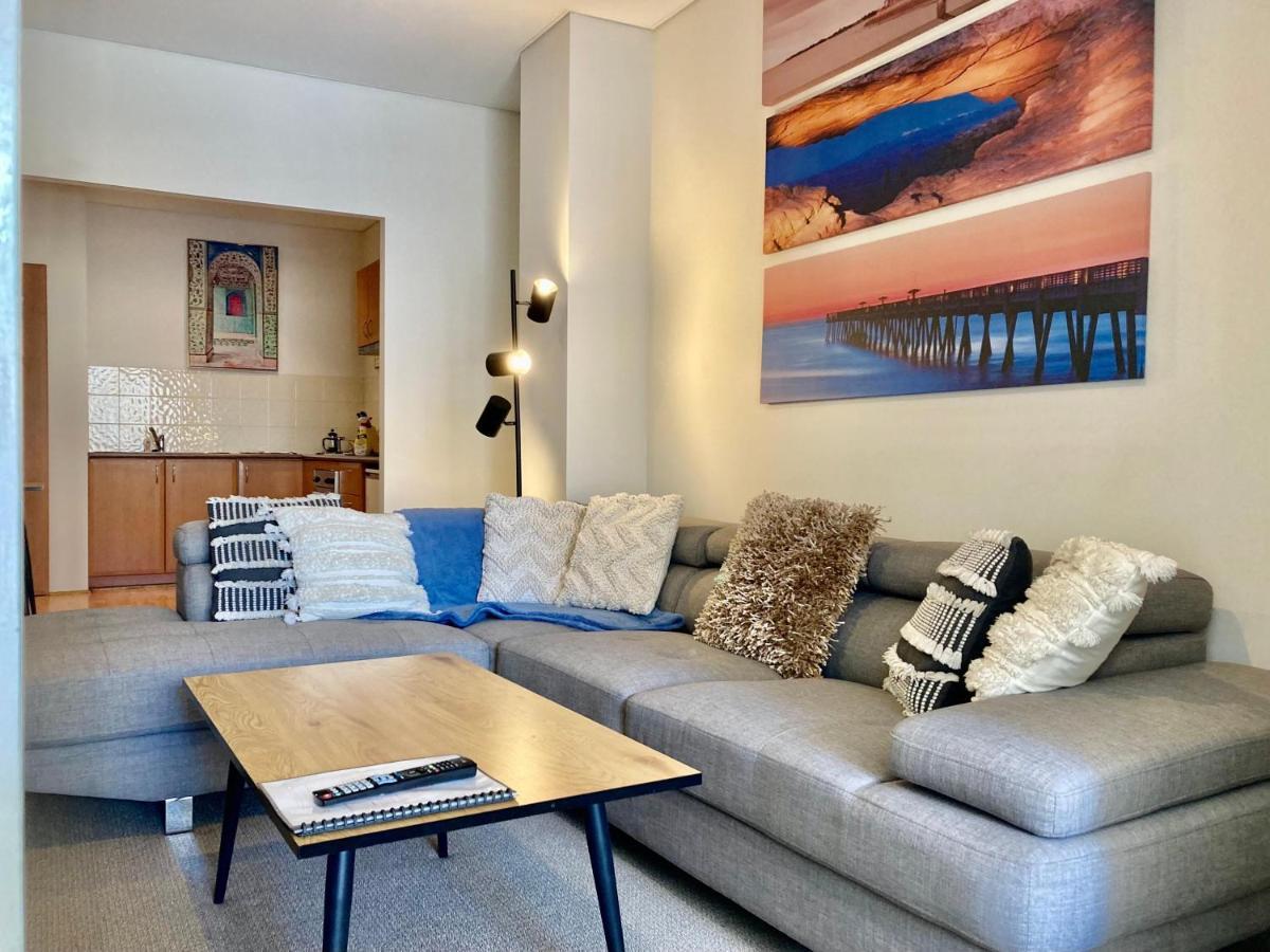 404 Big Beautiful One Bed & Balcony * Perth