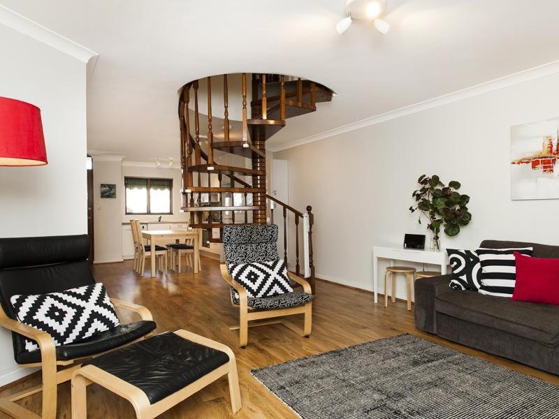 Barker Road Apartment Perth