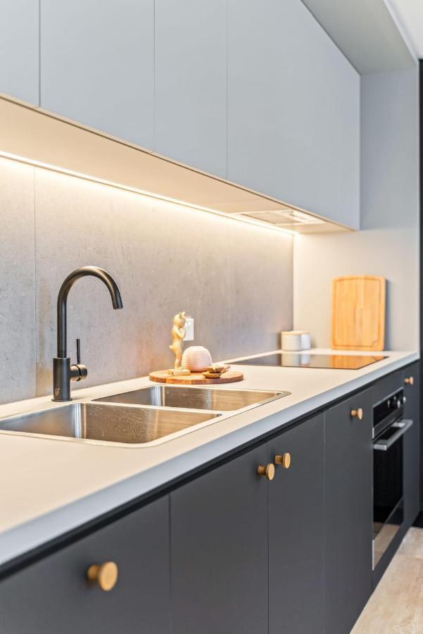 Modern Co-living In Central Apartment