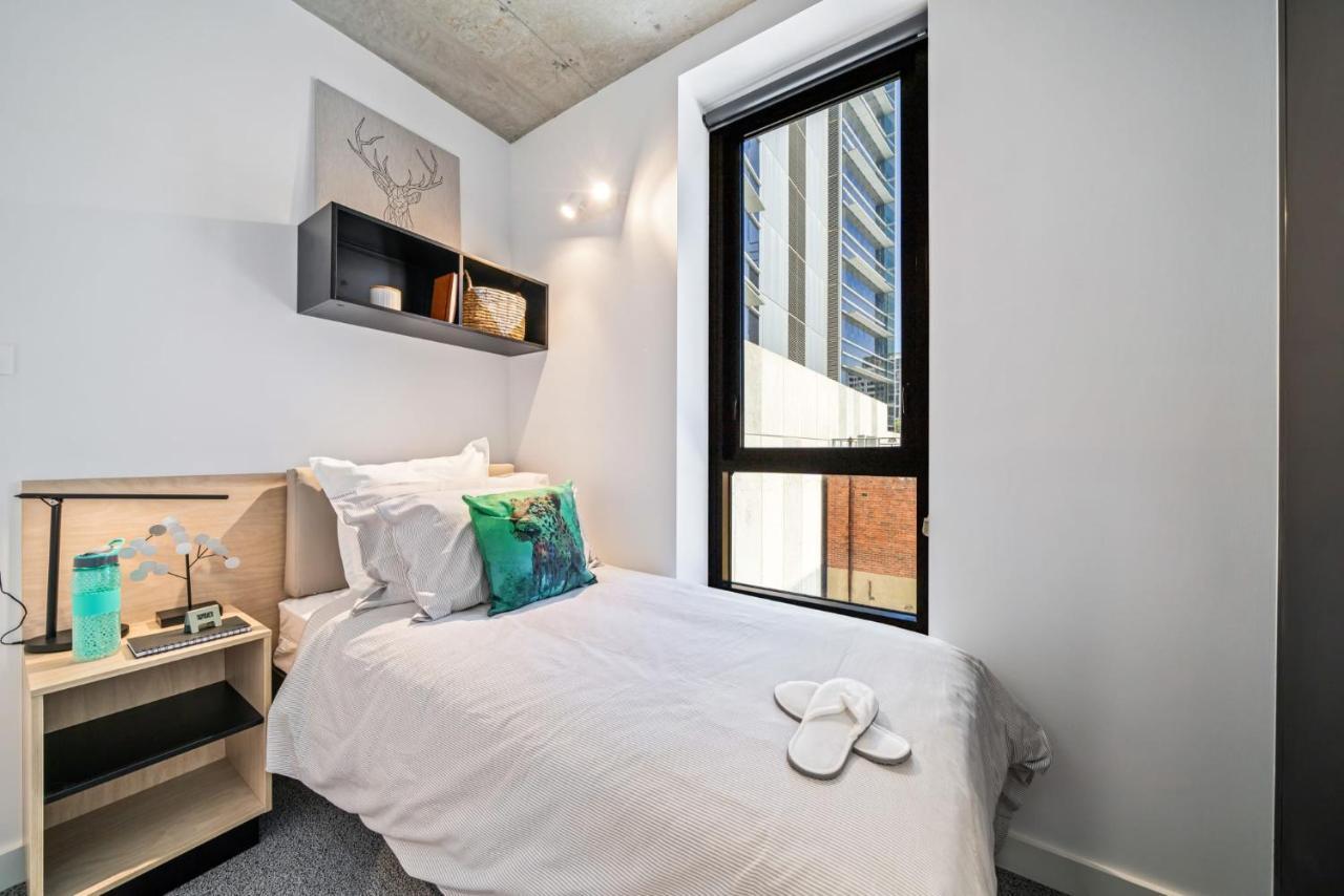 Modern Co-living In Central Apartment *