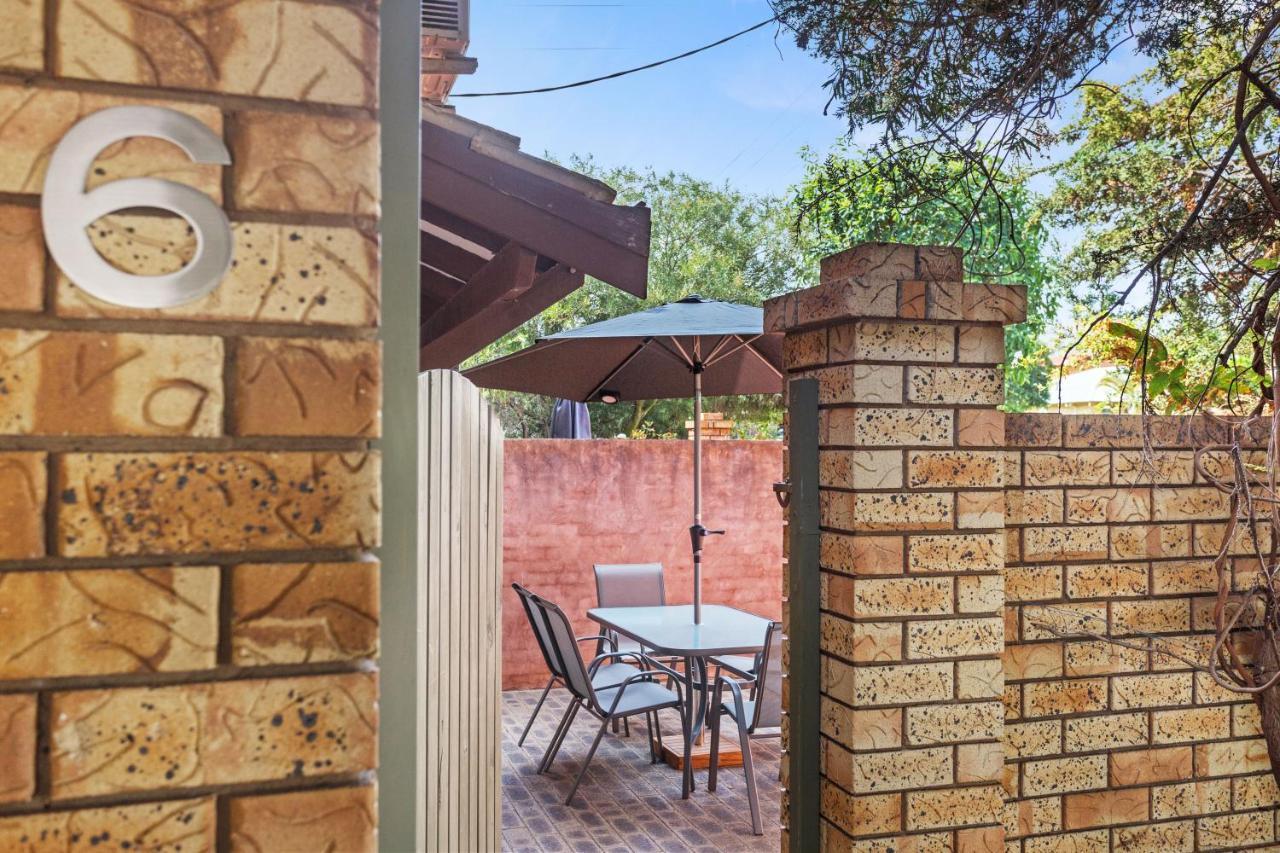 Holiday home 6 Tranquil Leafygreen Scarbbeach Townhse Perth
