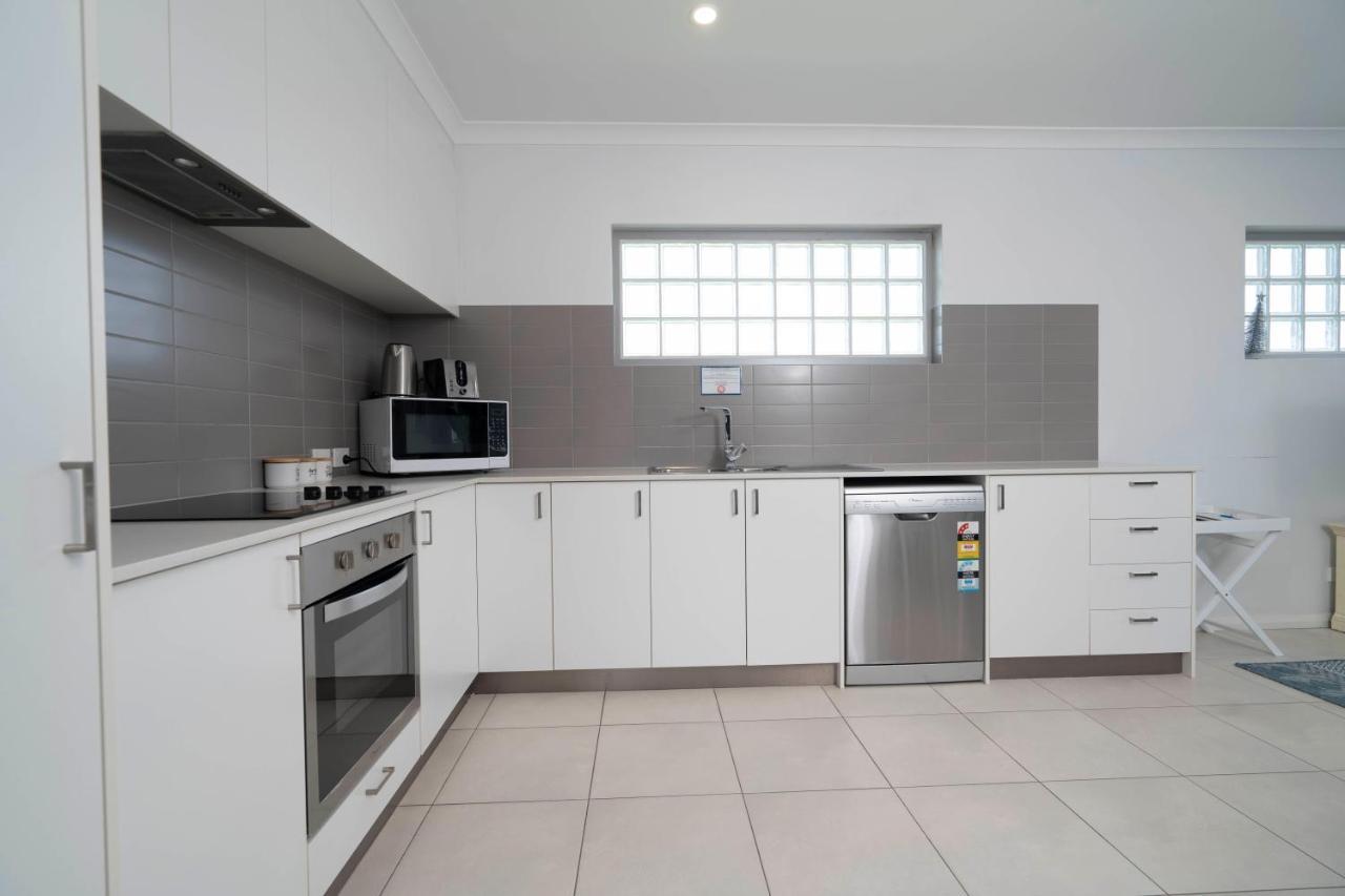 3 Fresh Sparkling Apt 2br 2ba Cloverdale Perth