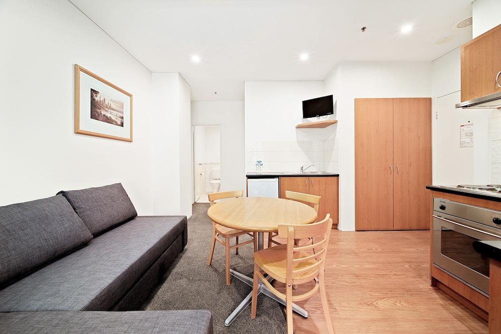 Aparthotel All Suites Perth