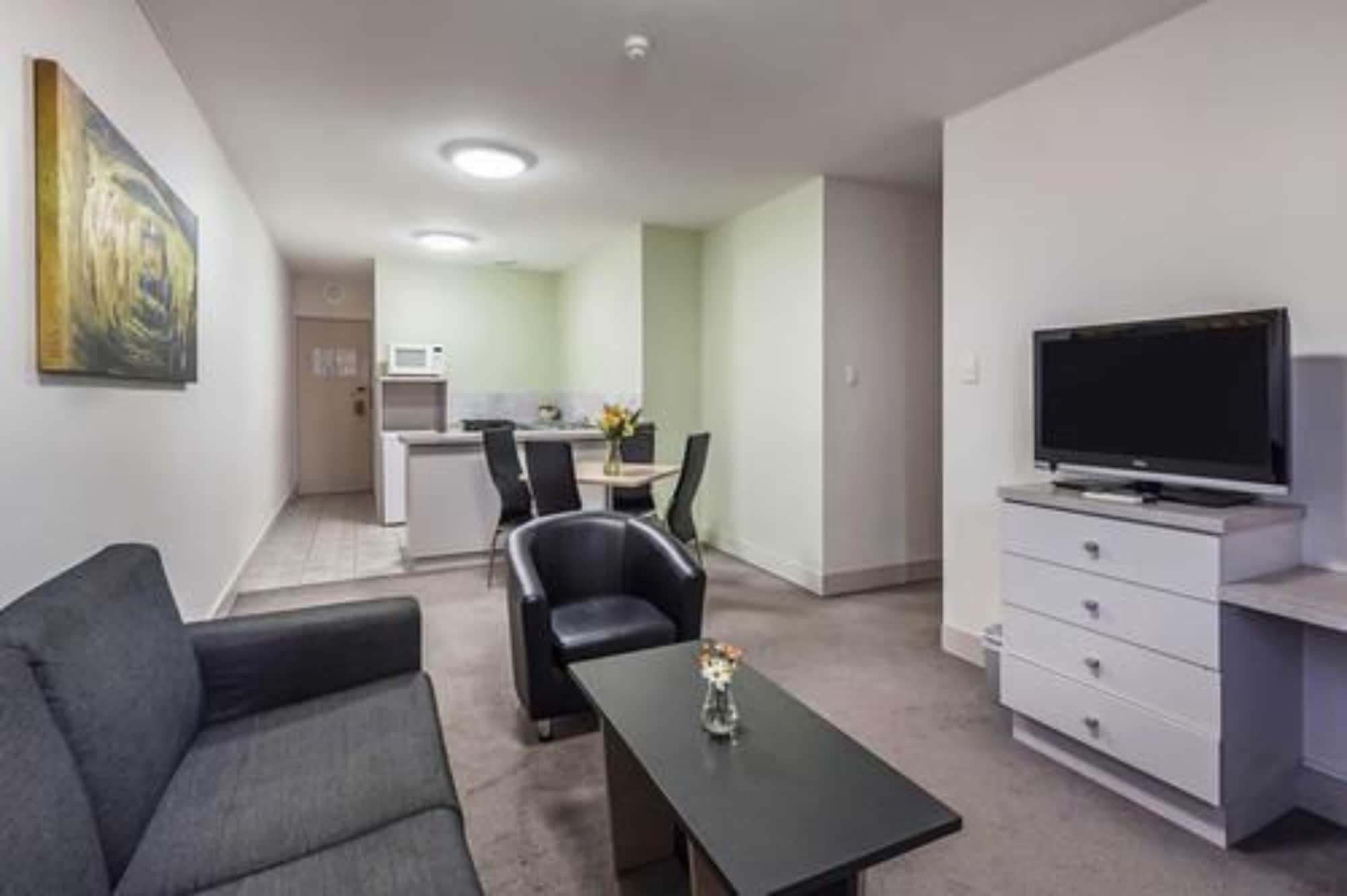 Hotel Comfort & Goodearth