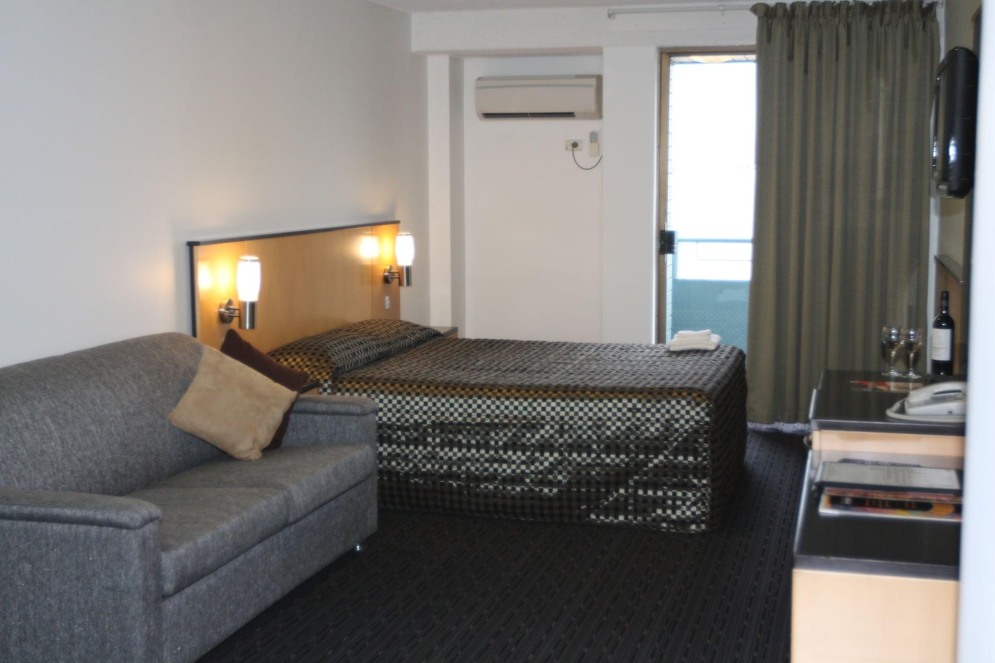 Comfort & Goodearth Hotel 3*