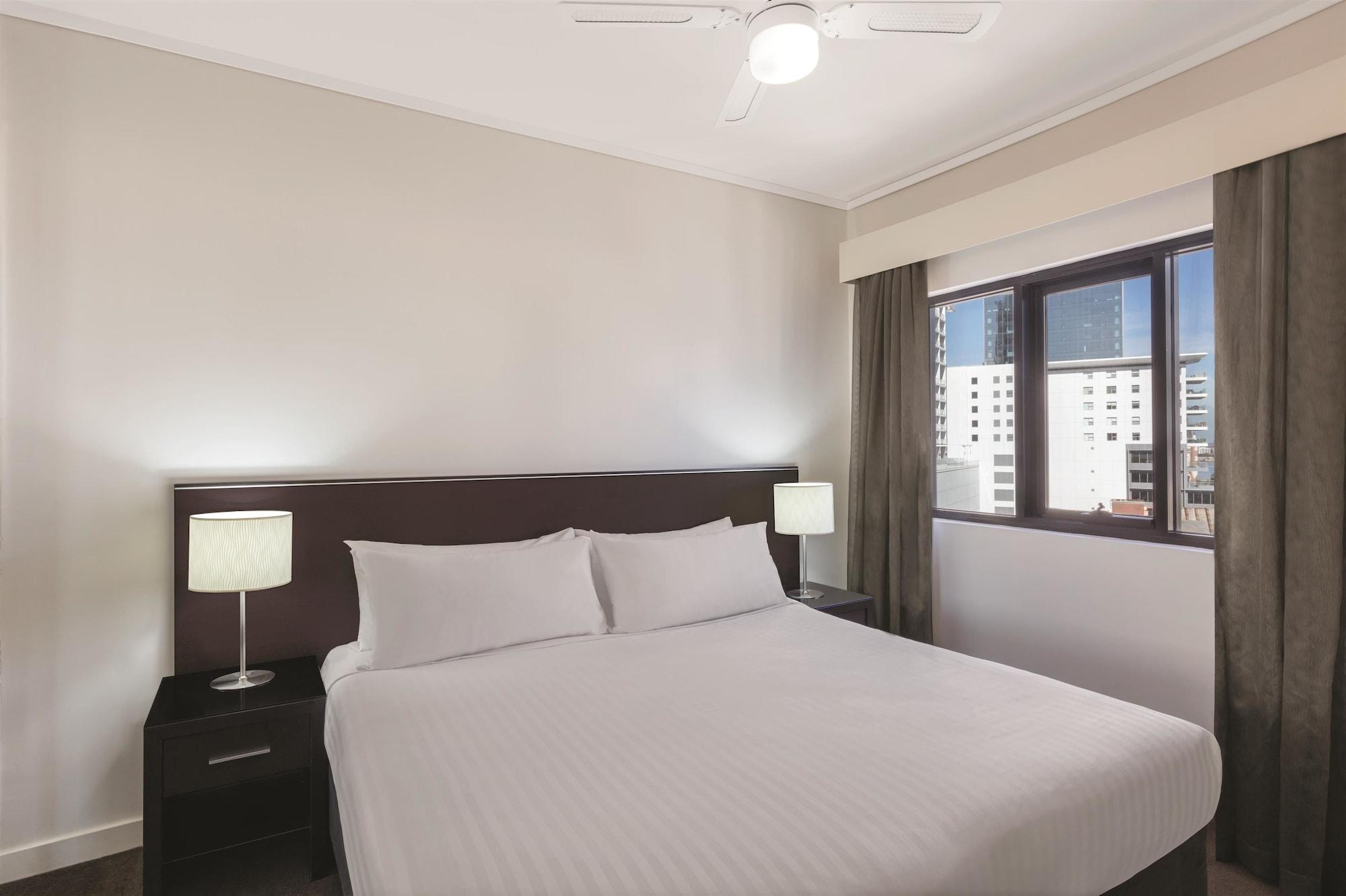 Adina Barrack Plaza Aparthotel Perth