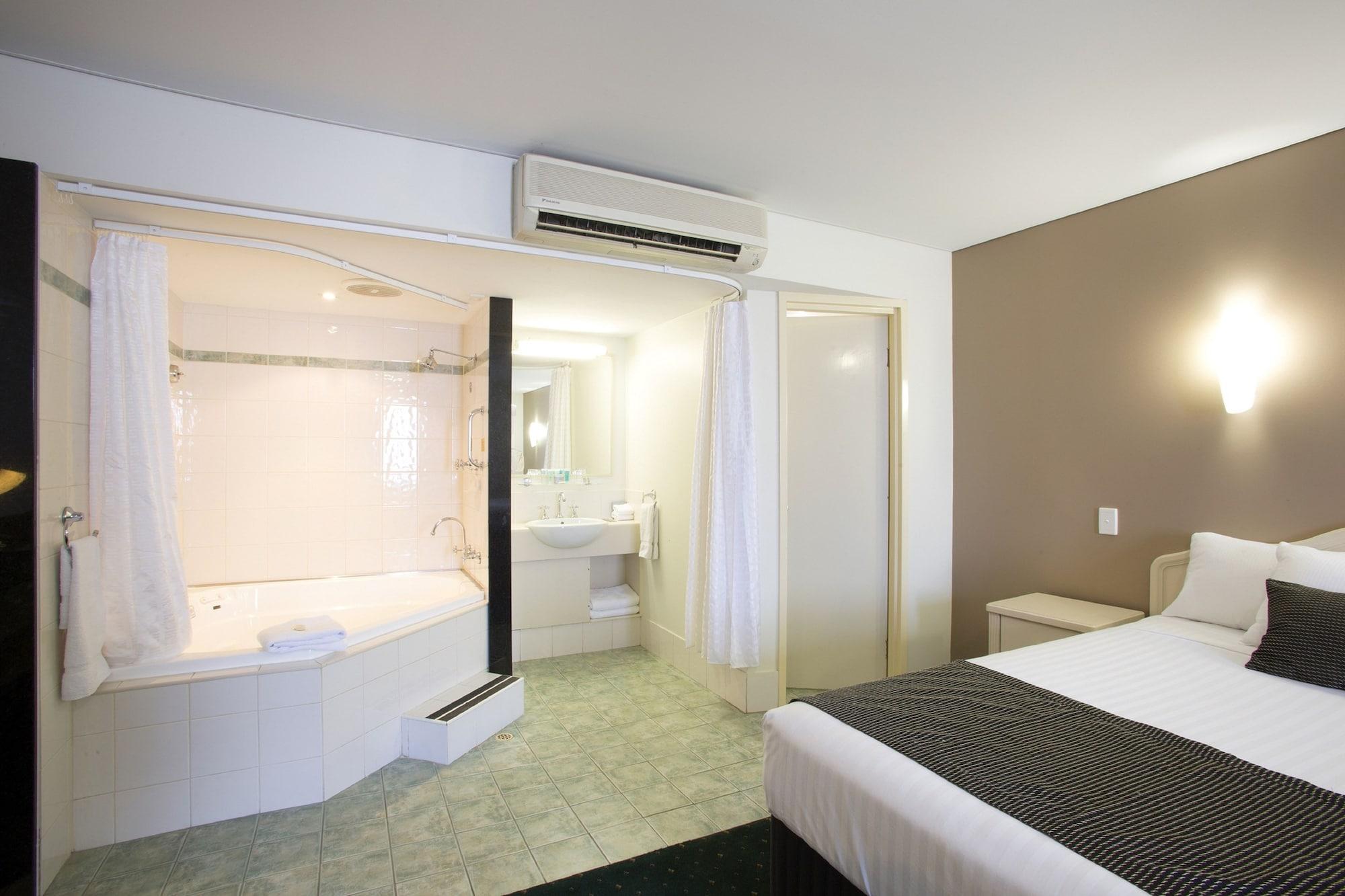 Hotel Northbridge 4*
